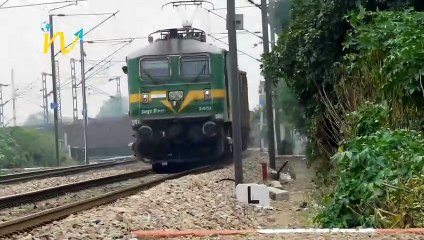 WAG 9 LOCOMOTIVE INDIAN RAILWAY