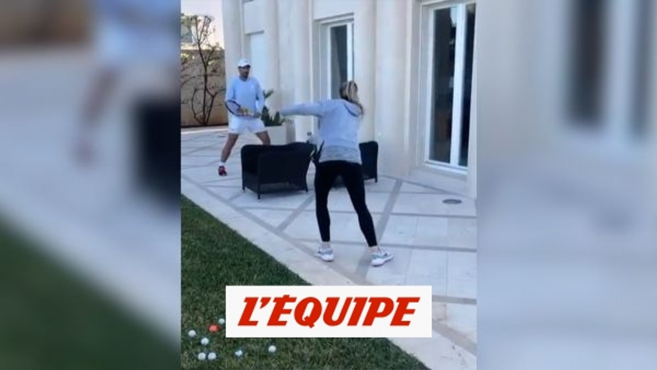 Rafael Nadal affronte sa soeur sur une terrasse - Tennis - WTF