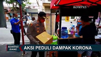 Kumpulkan Sebagian Gaji dan Donasi, Polres Kota Blitar Bagikan Sembako pada Pedagang