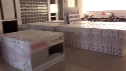 Piyasa değeri 1 milyon 250 bin lira olan televizyonları başka mağazalara satarken yakayı ele...