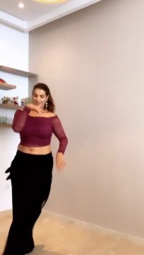 Maya Dbaich cours de danse orientale دروس الرقص الشرقي مع مايا دبايش 1