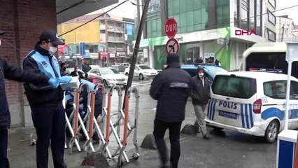 ARNAVUTKÖY'DE SEMT PAZARINDA MASKE VE ELDİVEN DENETİMİ