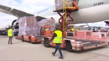 Aterriza en Barajas el segundo avión con material sanitario comprado por Madrid