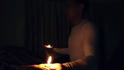 कश्मीर से कन्याकुमारी साइकल चलाने वाले नीरज याग्निक ने इस अन्दाज़ में दीप जलाए