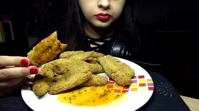 CHICKEN NUGGETS ASMR (NOT TALKING) EATING SOUNDS | SALONIA