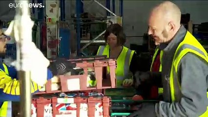 Queen will Briten Mut machen: "Es wird wieder bessere Zeiten geben"