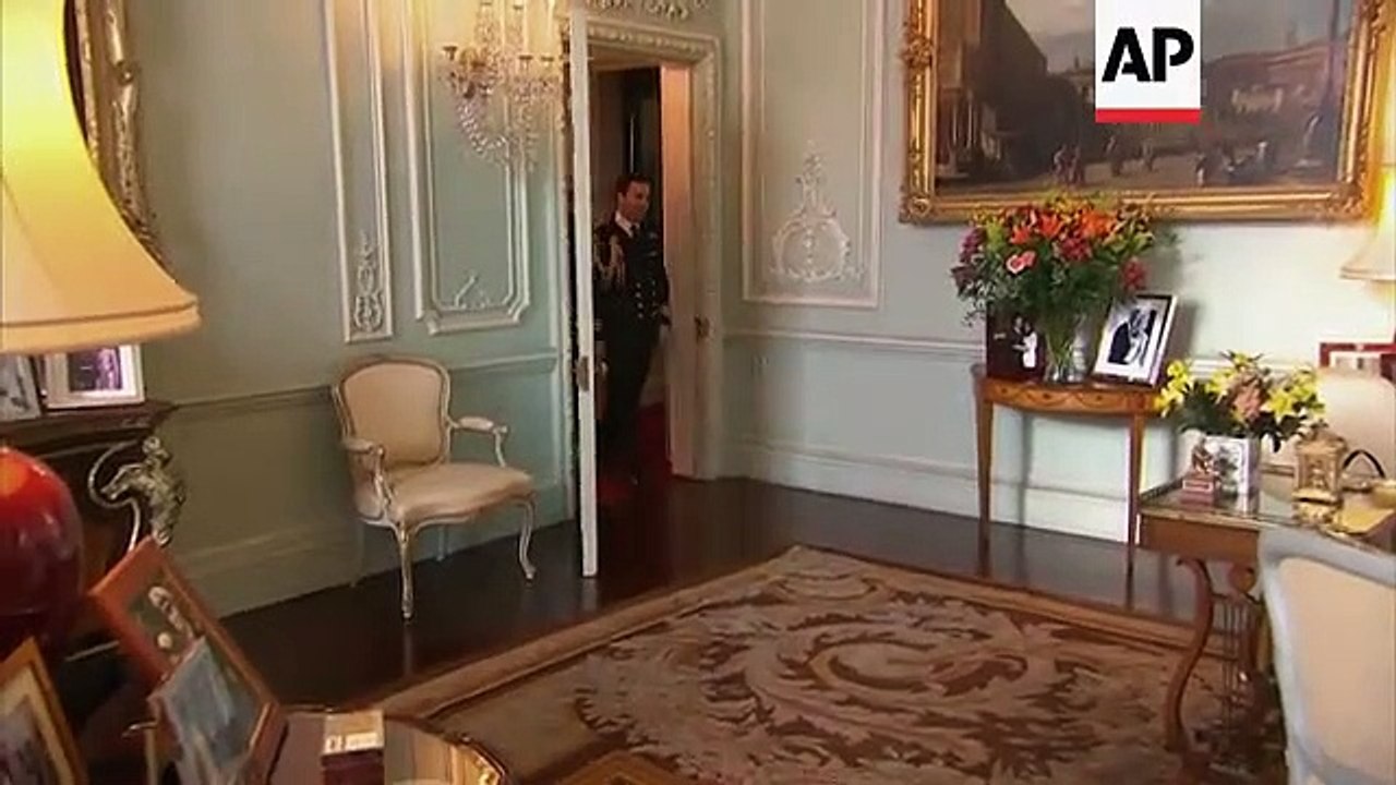 Königin Elizabeth bei einem Treffen mit dem deutschen Präsidenten