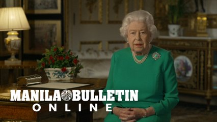 Queen Elizabeth II thanks health workers in rare TV address