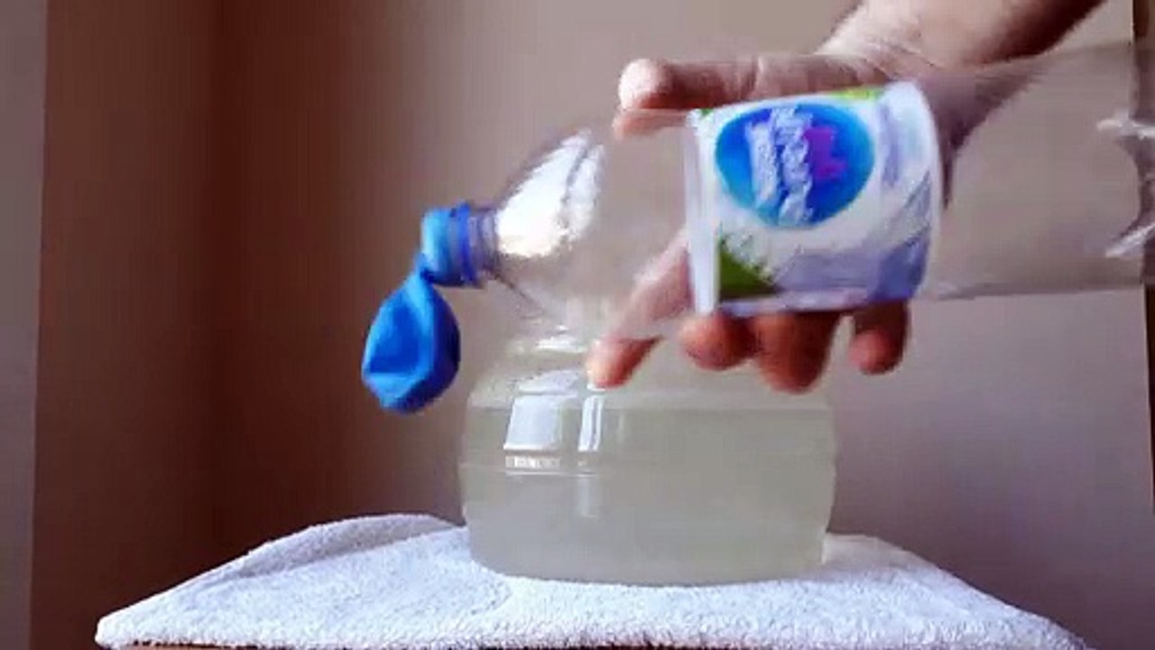 SCIENCE Experiment 3 Does Air Expand When Heated? part 3 video Dailymotion