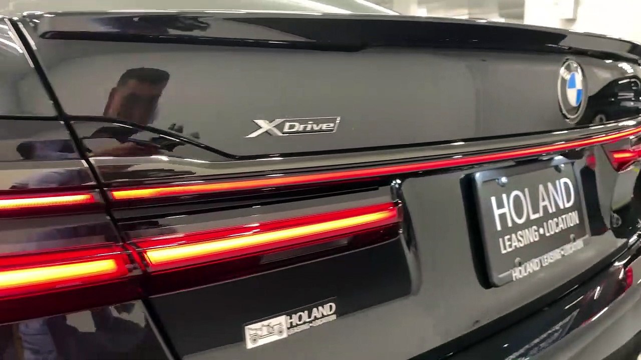 2020 BMW 750i xDrive FACELIFT - Revs + Walkaround 4k