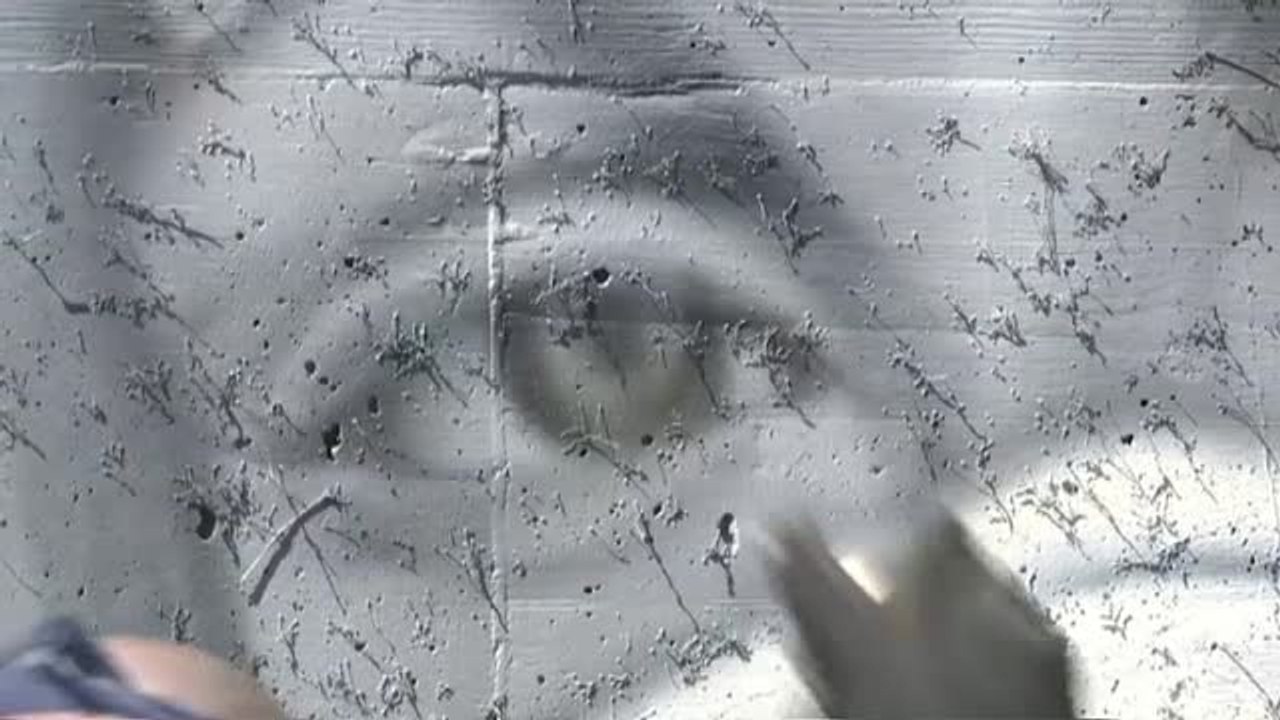 Un mural en Suiza homenajea a los "superhéroes" cotidianos que luchan contra el coronavirus
