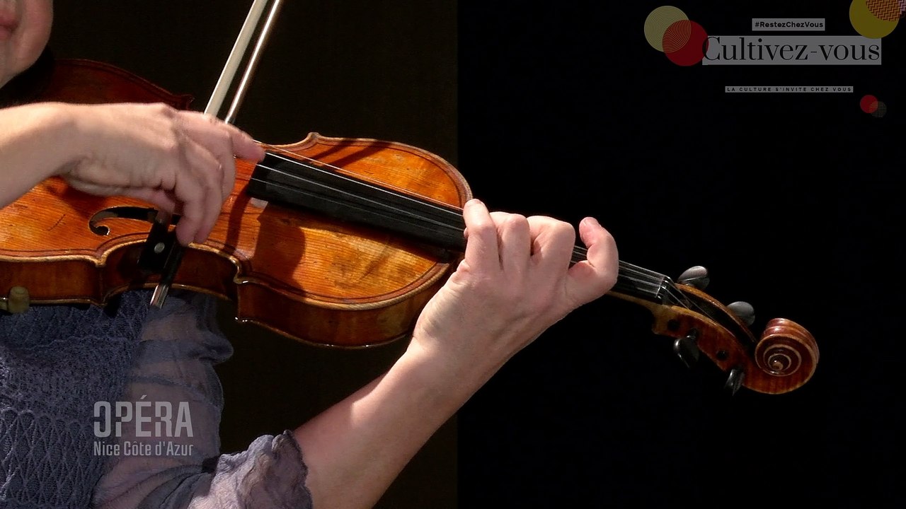 Vera Novakova  "La Traviata" de  Verdi