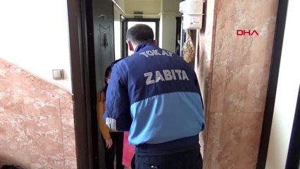 TOKAT Biriktirdiği parayı kampanyaya bağışlayan Zehra'ya tablet hediye edildi