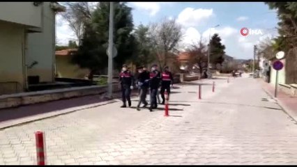 Özel aparatla hırsızlık yapan şahısları JASAT yakaladı