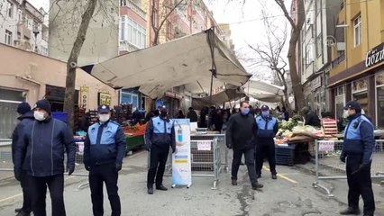 Silivri'de pazar girişinde maske denetimi