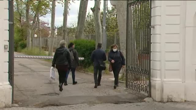 Con cuentagotas, pero llegando los test a las residencias de ancianos