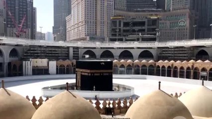 Koronavirüs nedeniyle kapatılan Kabe'nin etrafındaki tavaf alanı boş haliyle görüntülendi