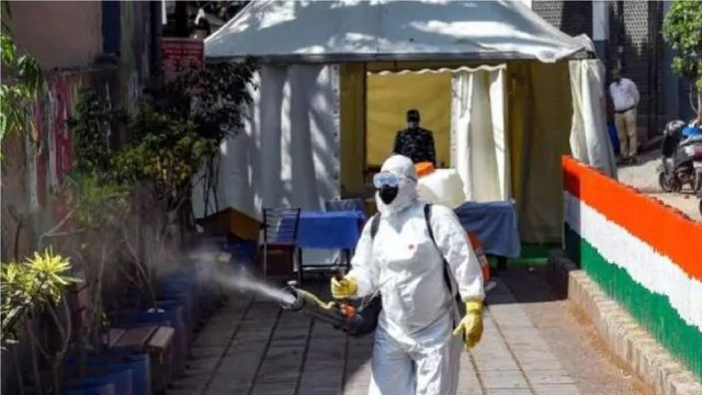 Journalists threatened for reporting Markaz!