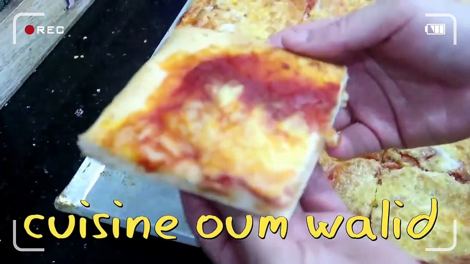 Oum Walid Pizza Facile En 10 Minute Video Dailymotion