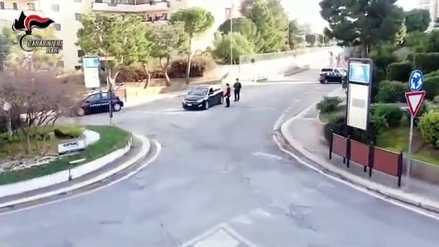 Monopoli (BA) - Spaccio di cocaina, arrestato pusher insospettabile (06.04.20)