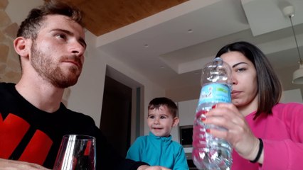 Kiddo Loves Water Magic Trick