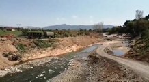 El Ejército repara un puente sobre el río Francolí (Tarragona)