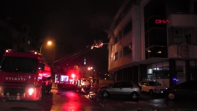 KONYA Annesini rehin alıp, evi ateşe verdi