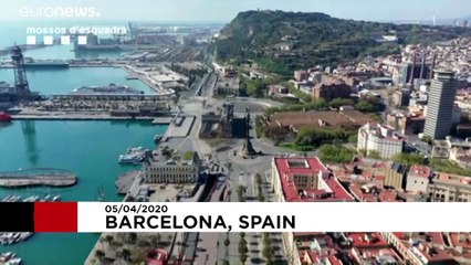 شاهد: شوارع مدينة برشلونة الاسبانية شبه خالية بسبب إجراءات الحجز الصحي