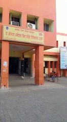 इटावा: अस्पताल में गंदा पानी जमा होने से जनता हो रही परेशान
