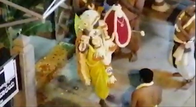 ನಡೆದೇ ಬಿಡ್ತು ಬೆಂಗಳೂರು ಕರಗ ಮಹೋತ್ಸವ | Bengaluru Karaga | Karnataka | Oneindia kannada