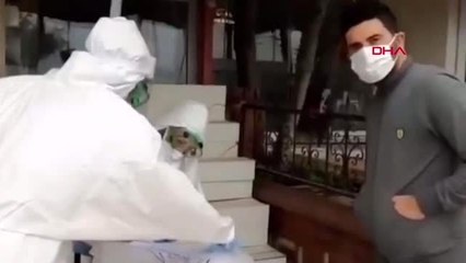 İzmir'de sokakta koronavirüs testi