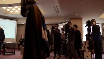 Sorprendente graduación virtual en Japón