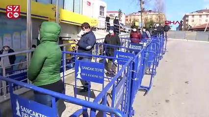 PTT önlerinde bariyerli önlem alındı