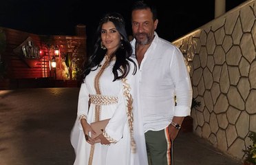 خناقة كوميدية بين ماجد المصري وزوجته تصل لحد المعايرة "بالكرش"