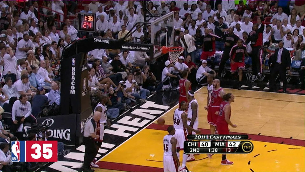 Flashback - Derrick Rose's two outrageous dunks