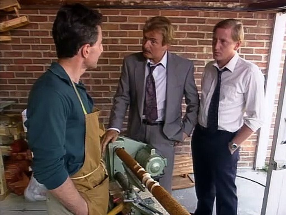 The Bill S07E06 Machines