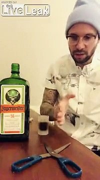 Pierre feuille ciseaux... pour boire à la maison !