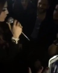 Elissa Singing Bous El Wawa With Haifa - Private Party.