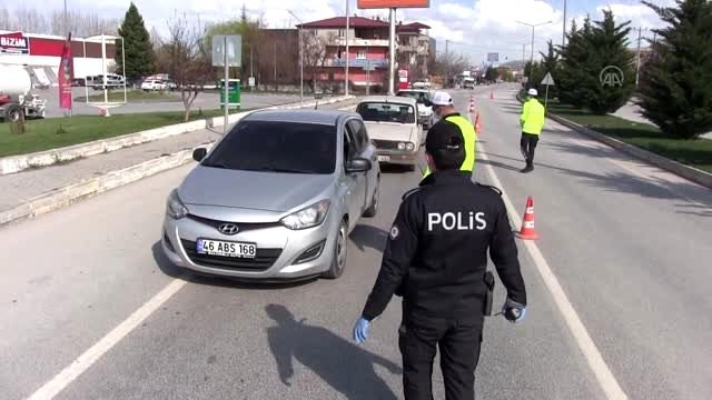 Elbistan'da şehir giriş çıkışları kapatıldı