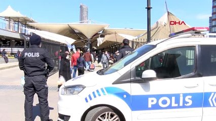 KADIKÖY'DE MASKESİZ VATANDAŞLAR SEMT PAZARINA ALINMADI