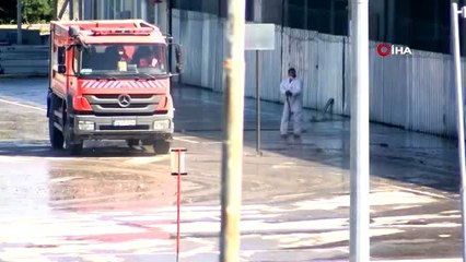 Atatürk Havalimanı'nda temizlik çalışmaları sürüyor