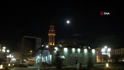 Erzurum'da Berat Gecesi'nde camilerden dualar yükseldi