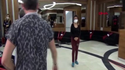 Koronavirüsü yendi, alkışlarla uğurlandı