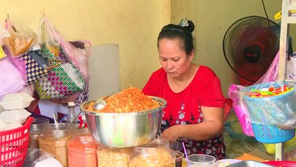 Saigon Street Food Vietnam 2020 - Traditional Rice Paper Salad - Go and Taste