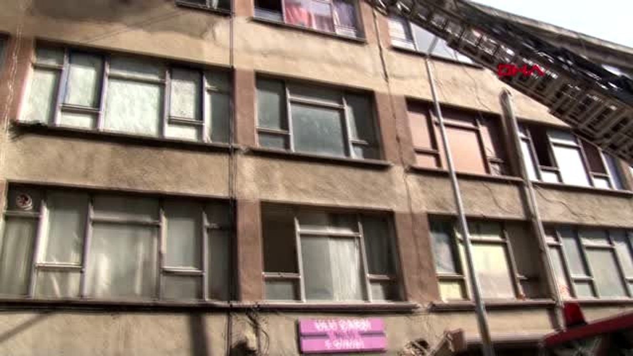 Bursa'da iş hanında yangın; kundaklama iddiası
