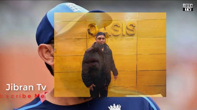 saqlain mushtaq-Who did the make-up of Saqlain Mushtaq? ( makeup - eye makeup - bridal makeup )