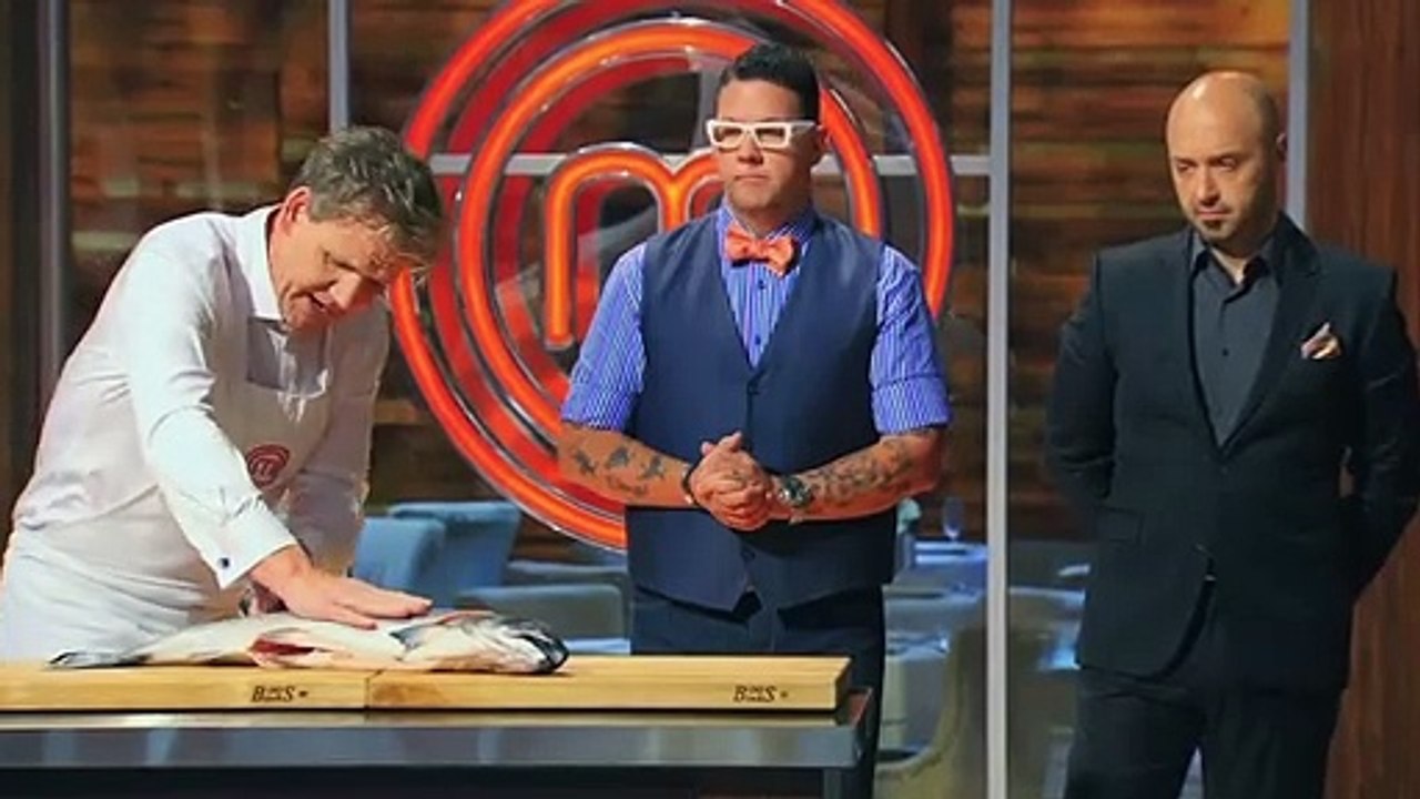 Gordon Ramsay Demonstrates How To Filet A Salmon | Season 2 Ep. 6 | MASTERCHEF JUNIOR