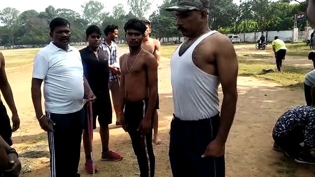 Youngsters training for army