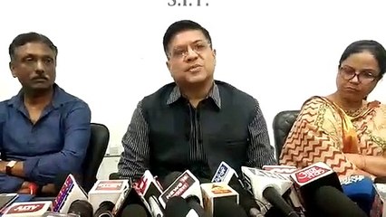 चिन्मयानन्द केस में बड़ा खुलासा, बीजेपी नेता ने स्वामी से मांगे थे सवा करोड़ रूपये