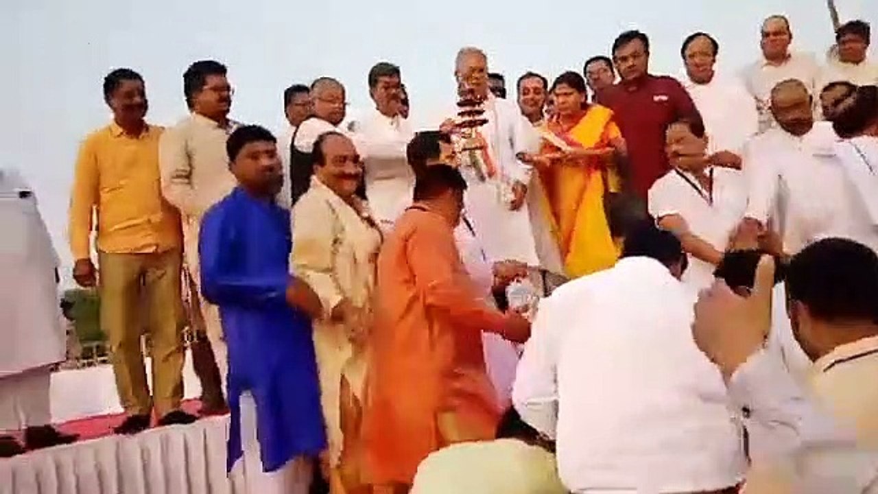 मुख्यमंत्री भूपेश बघेल ने की अरपा मैया की आरती